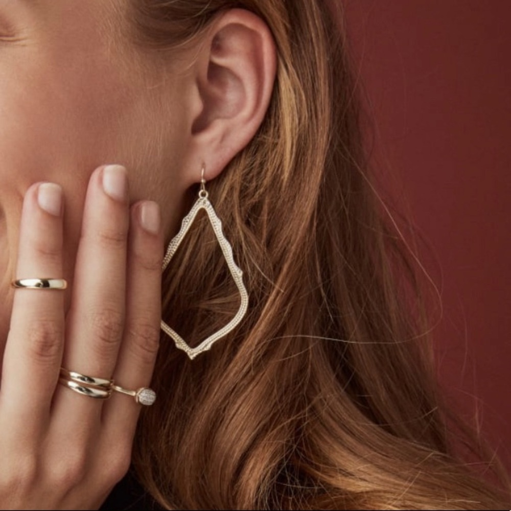 NWOT Sophee Drop Earrings In Gold